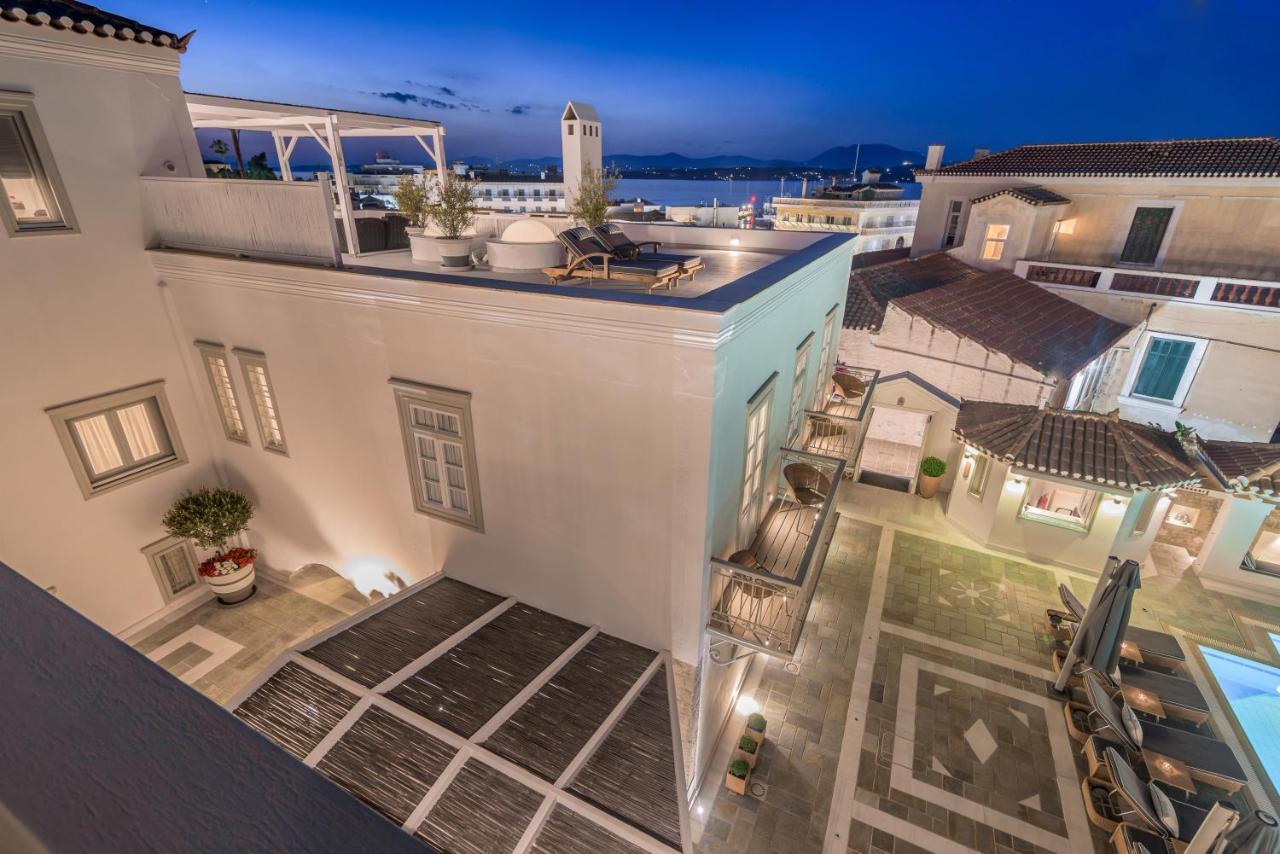 Zoe'S Club Aparthotel Spetses Town ภายนอก รูปภาพ